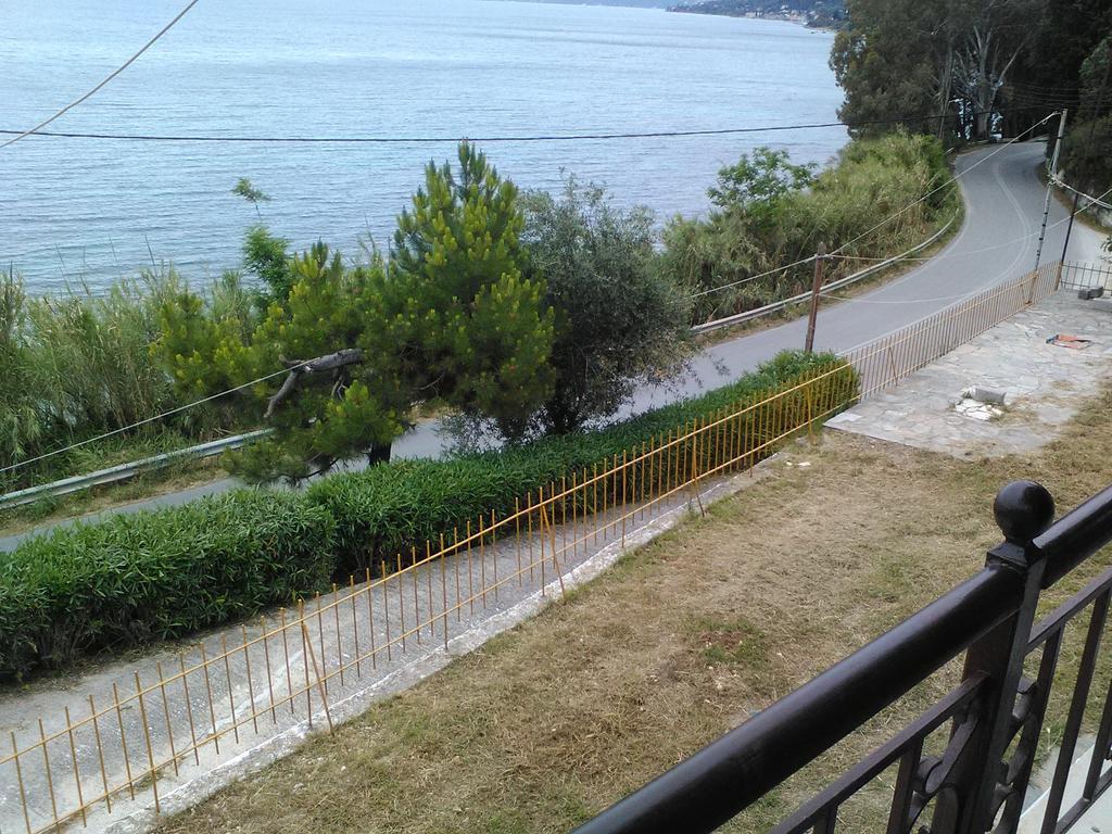 Sol E Mar Sea Side View Guesthouse Perama  Exterior photo